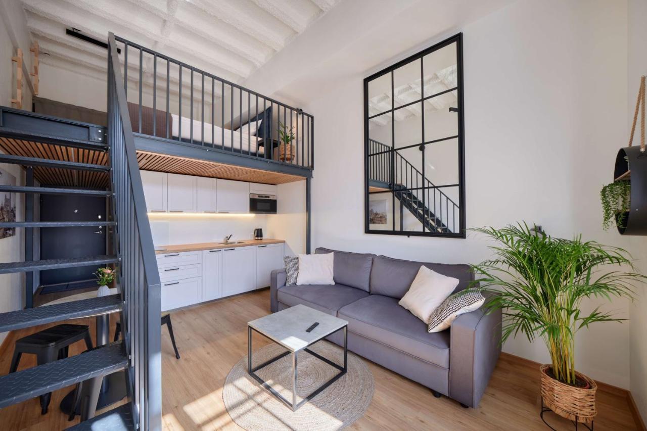 Queen Barbora Central Lofts Каунас Экстерьер фото