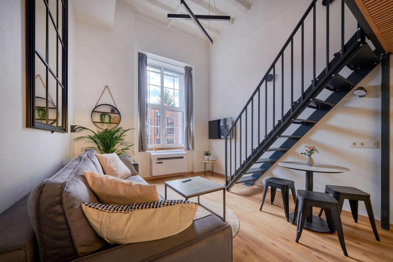 Queen Barbora Central Lofts Каунас Экстерьер фото